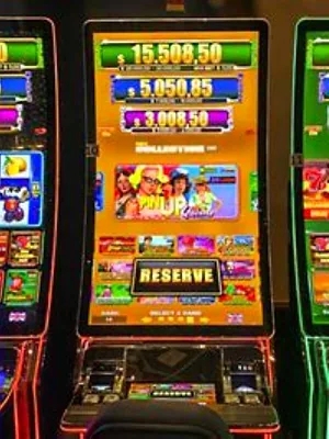 Cairo Heist by Dragon Gaming at VegasAces casino